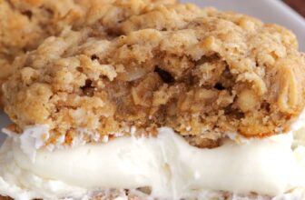 OATMEAL CREAM PIES – The Southern Girl Cooks